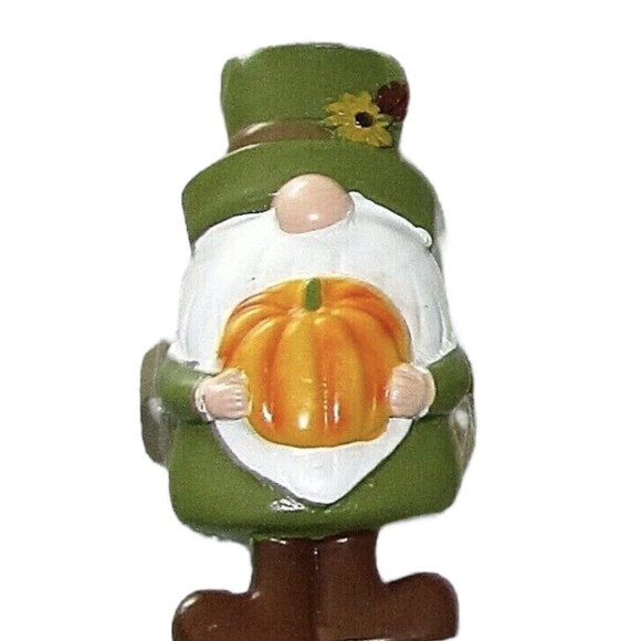 Thanksgiving Pilgrim Gnome Pumpkin Harvest Set Of 4 Fall Whimsy Napkin Rings - Picture 1 of 6